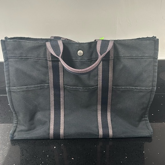 Authentic Hermes Foure Toute Navy & Grey tote - Picture 1 of 15